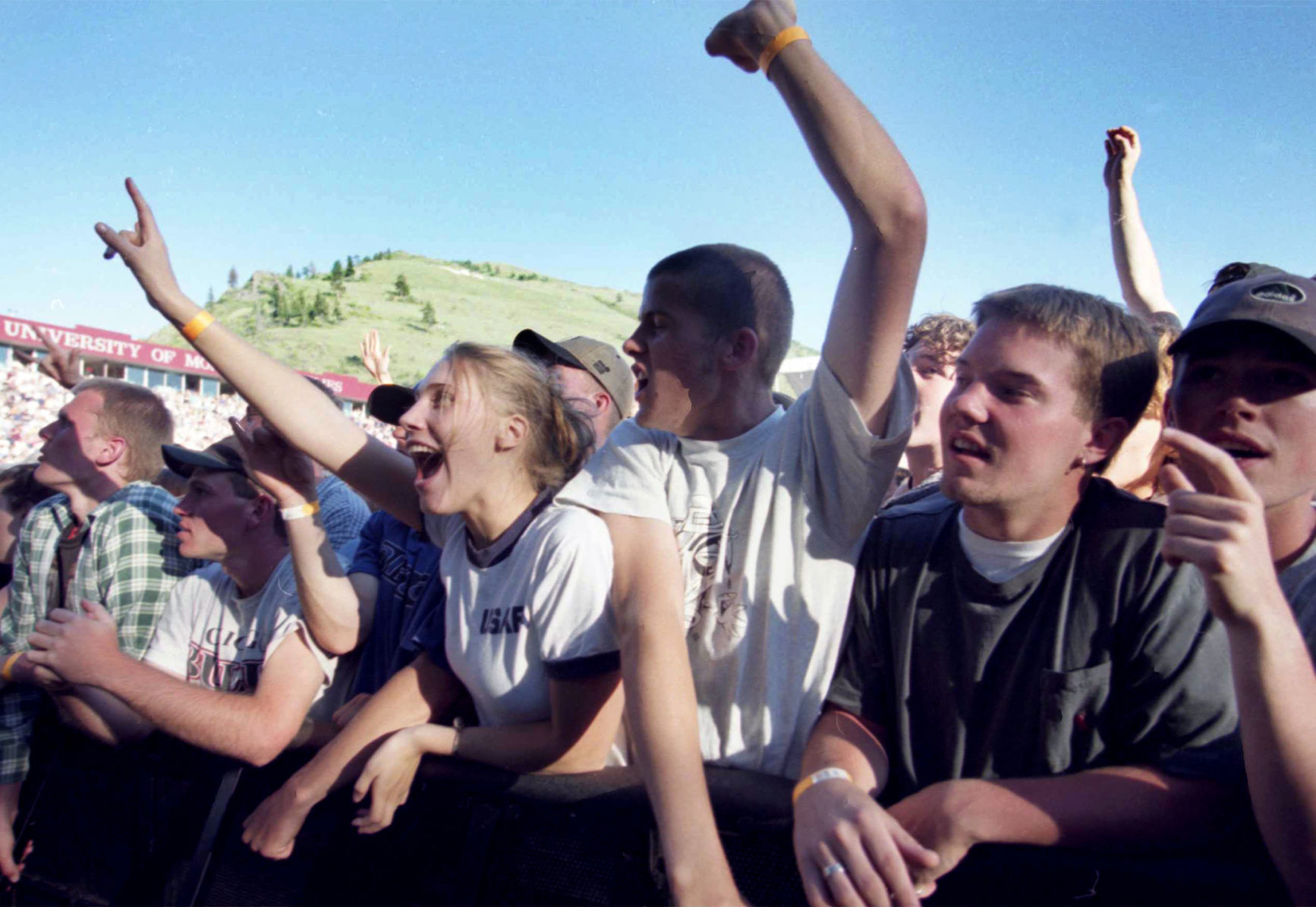 Pearl Jam Washington-Grizzly Stadium 1998